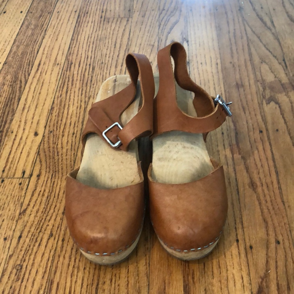 Mary Jane leather clogs, size 38